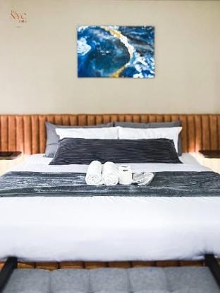 The NYC Suite in Hope Residences, Trece Martires Apartment in Calabarzon