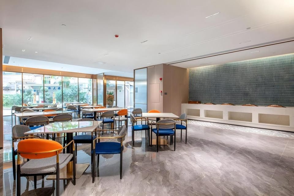 Yizhi(Guangzhou Tower Pazhou Convention and Exhibition Center Guangzhou Tower Subway Station Branch) Hotel in Guangzhou