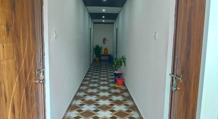 Gayatri Palace Vacation rental in Uttar Pradesh