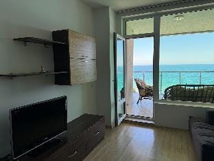Panoramic sea view apartment/Silver Beach complex Apartment in Varna Province