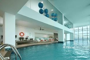 Marble 1min to CIQ  | Life Short Make It Sweet Vacation rental in Johor Bahru