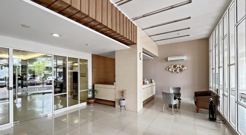 Studio with pool & next to mall Apartment in West Java