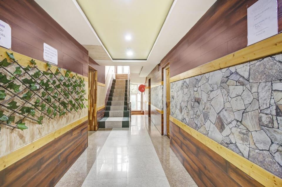 Collection O Rajbagh Hotel in India