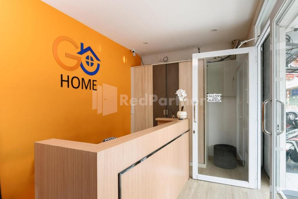 Go Home Residence RedPartner Near Monumen Nasional Hotel in Jakarta