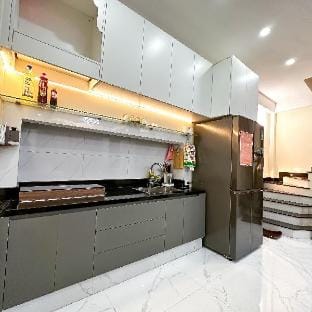 Nguyên căn 4 Tầng Mây House - Hùng Vương TP Huế Vacation rental in Laos