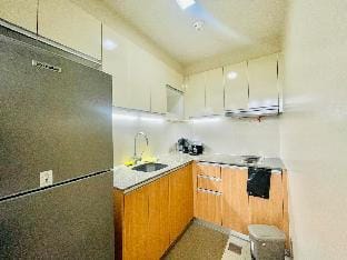 Cozy 1br w/ 2 beds Vacation rental in Lapu-Lapu City