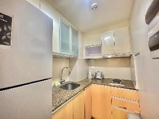 Cozy 1br w/ 2 beds Vacation rental in Lapu-Lapu City