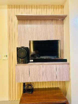 2Br with 4 beds wi-fi & Netflix Apartment in Lapu-Lapu City