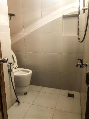 Leila Pension House Apartment in Caraga