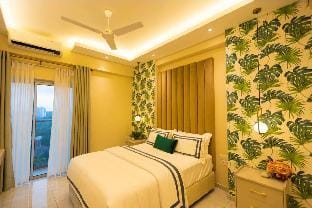 True Luxury 3BR apartment  Apartment in Western Province