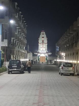 Home in Vrindavan, Near Temple
Fully furnished Apartment in Uttar Pradesh