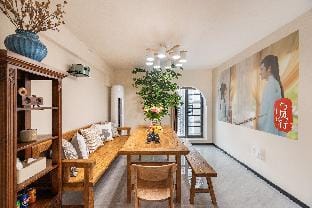 Chimelong Guangzhou/CBD旁/218方超大户型/6房2厅2卫2厨/住12-14人 Apartment in Guangzhou
