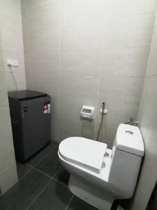 Cozy Studio near Mid Valley Permaisuri Cheras Vacation rental in Federal Territory of Kuala Lumpur