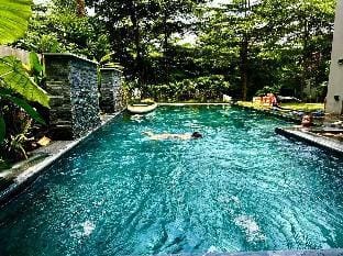 MIDORI villa 5 phòng ngủ. Đại Lải Villa in Laos