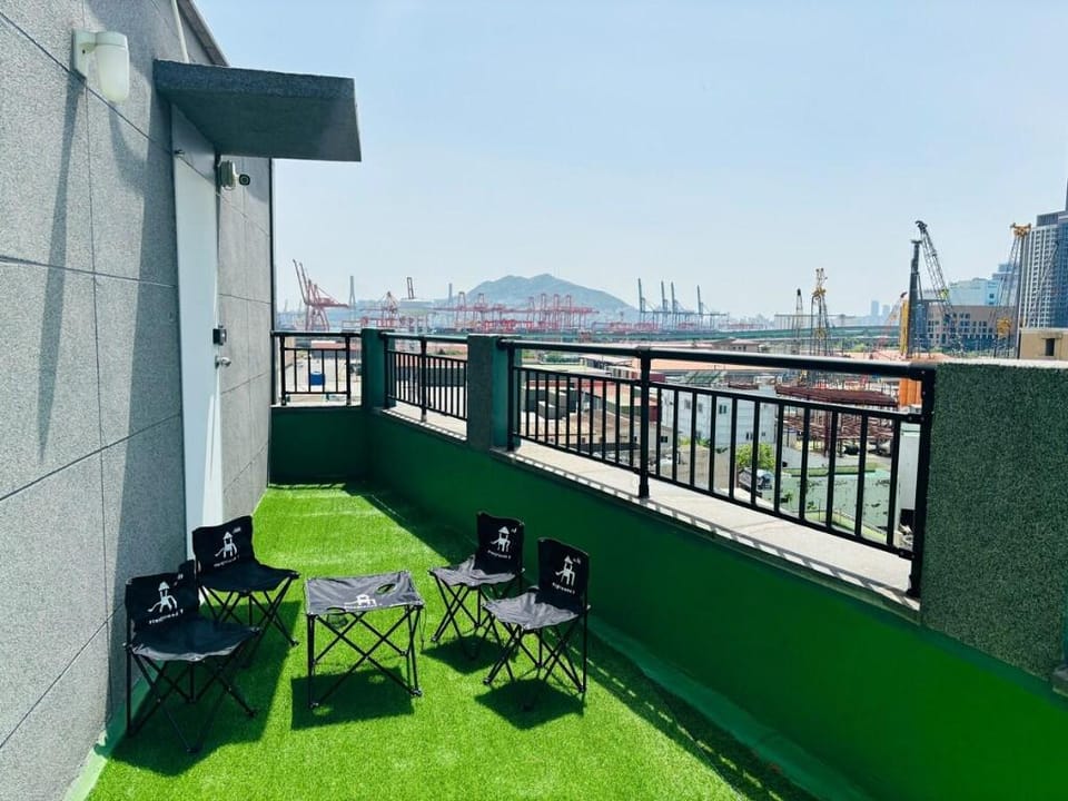 Playground 7 어린이를 위한 정글짐, 파티가능 주차 3대 가능, 옥상 야경 오션뷰 Apartment in Busan