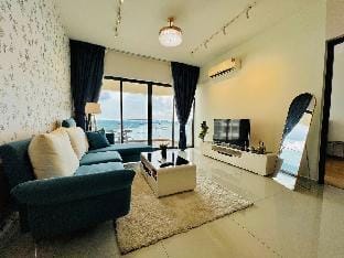 Lovell Full Oceanfront View 3BR @8-11pax Vacation rental in Johor Bahru