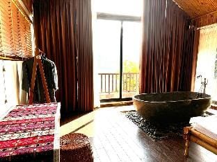 Casa Bella Villa Ba Vì Villa in Laos