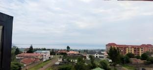 Vee's Luxurious Nakuru 2Bdr apartment near Sarova Vacation rental in Kenya