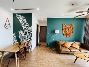 Vinhomes Sky Lake - 2BR+2BR Vacation rental in Laos