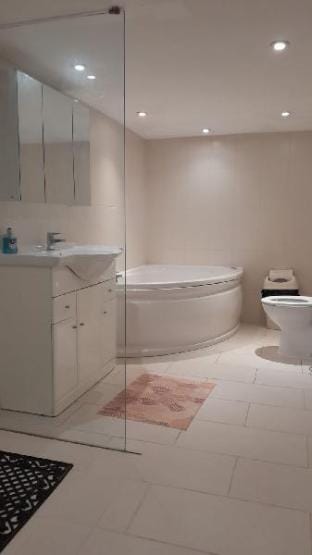 Ideally Located Flat in Central London Apartment in City of Westminster