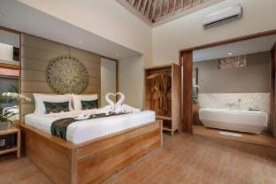 Beachfront 1BR Resort in Lembongan Villa in Nusapenida
