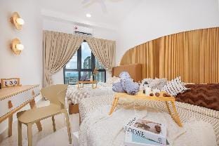 Muji 10pax 9min to Pavilion Bukit Jalil & Axiata Apartment in Federal Territory of Kuala Lumpur