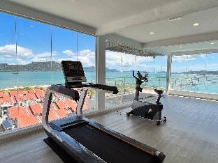 Hillview Cube w/Rooftop Pool Gym Apartment in Kedah