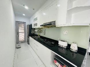 -20% Luxury 2-Bedroom Apartment,SECC- PhuMyHung Apartment in Ho Chi Minh City