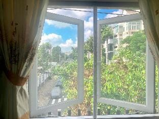Cleto & Nola Studio Apt. - District 7 [Discounts] Apartment in Ho Chi Minh City