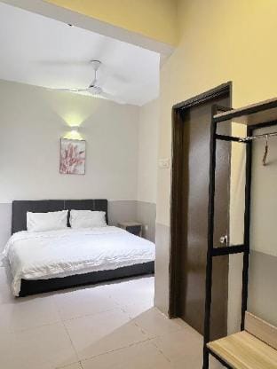 Penthouse with 3 bedrooms *Night Market area* Apartment in Brinchang