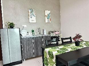 Superb 2BR A/port Suite# Straits Intl #MsgChair Apartment in Bayan Lepas