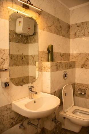 Vishwanath Abode City Center Apartment in Varanasi