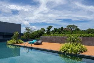 Naiharn Suite just 15min Walk to Beach, UTN D604 Apartment in Rawai