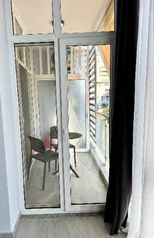 Sunny Balcony Apartment Kika2 Vacation rental in Tirana