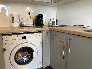 4 pers. 10 min. Disney + 1 min Gare Apartment in Bussy-Saint-Georges