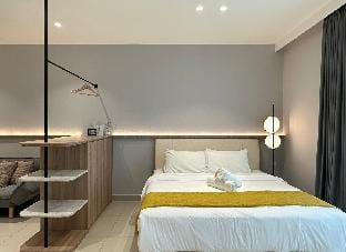 Couple  Suites | Walk to shops and restaurants Vacation rental in Johor Bahru
