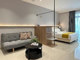 Couple  Suites | Walk to shops and restaurants Vacation rental in Johor Bahru
