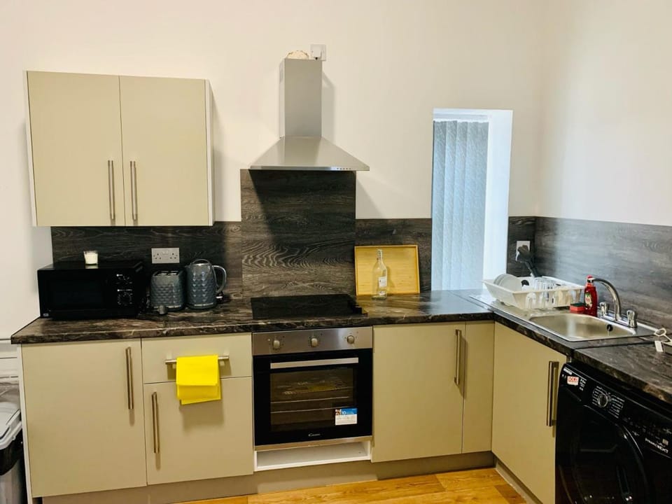 Marina Apartments  Apartment in Bradford