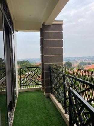 Starlight Homes Kyanja Vacation rental in Kampala