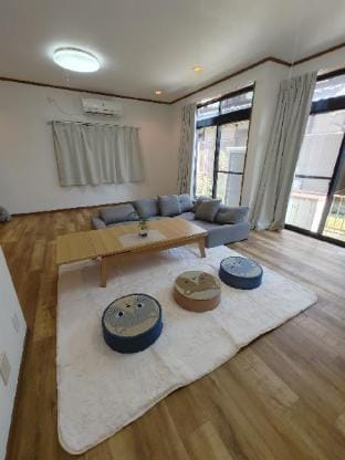 Cozy 3BR w/ Netflix, Parking, 20min Nagoya Central Vacation rental in Nagoya