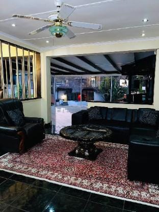 Mondeor  holiday home Vacation rental in Gauteng