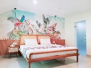 Villa 1 BR Central Seminyak 10 mins to Beach Villa in Kuta