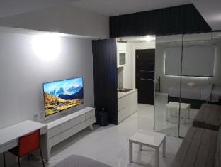 SleepRest @ Nagoya Mansion B0612 Vacation rental in Riau Islands, Indonesia