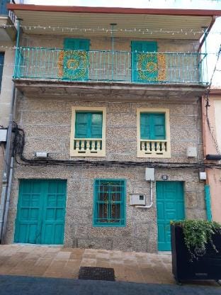 Dea Dana Studio 20m from the river walk. Apartment in Galicia