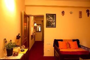 The Pine House Vacation rental in Manali