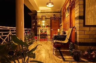The Pine House Vacation rental in Manali