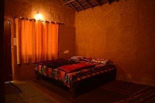 Cosmic Mud House Kanthalloor Homestay Vacation rental in Kerala