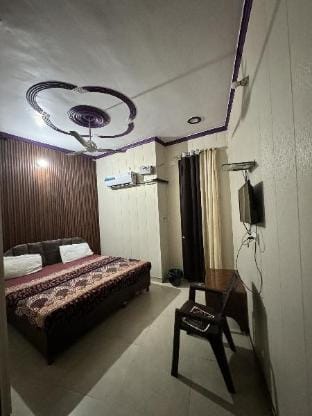 Hotel Grace Apartment in Uttarakhand