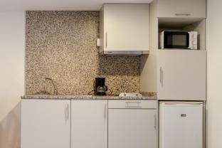 Studio w/ Terrace in Central Porto Vacation rental in Porto