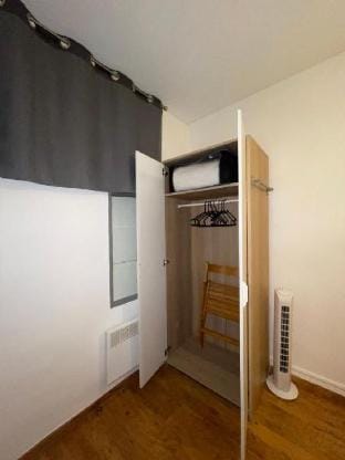Blue Arena - Hyper Centre Apartment in Nimes